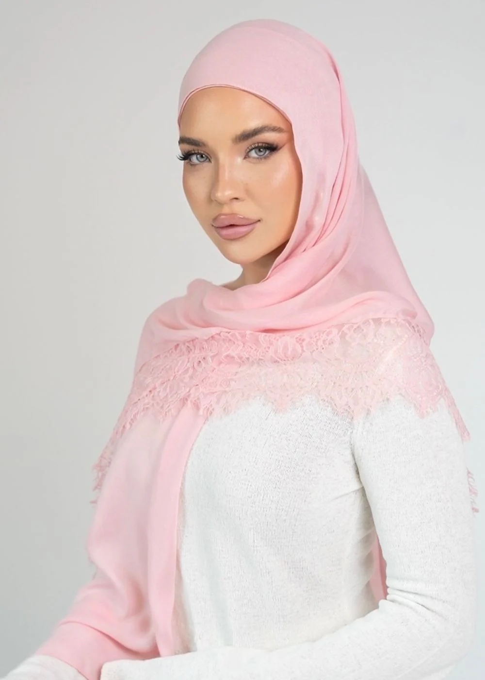 Lale Lace Modal - Image 5