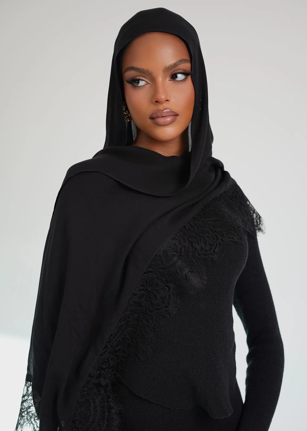 Surma Lace Modal - Image 3
